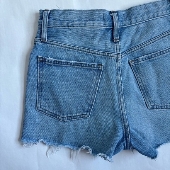 Madewell The Perfect Blue Denim Jean Short Distressed Raw Hem Size 25 - Picture 5 of 14